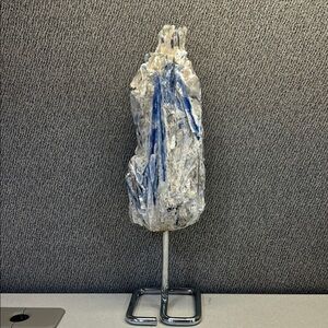 Natural Raw Blue Kyanite and Quartz Stone